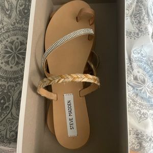 BRAND NEW Steve Madden Sandles